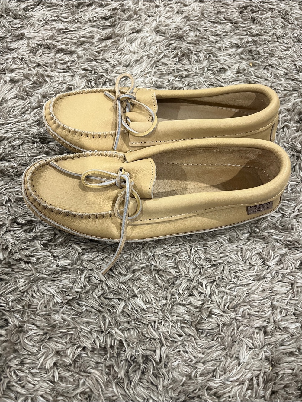 Vintage-inspired Laurentian Chief genuine leather moccasin handmade in Canada.